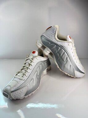 Nike Shox Sneakers – White/Silver – Unisex – Women’s US 9.5 / Men’s US 8